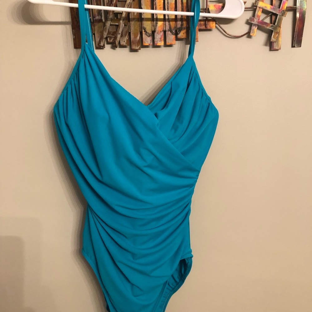 Miraclesuit one piece swimsuit